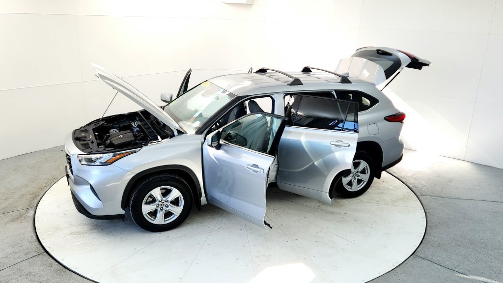Certified 2020 Toyota Highlander L AWD/4WD image 18