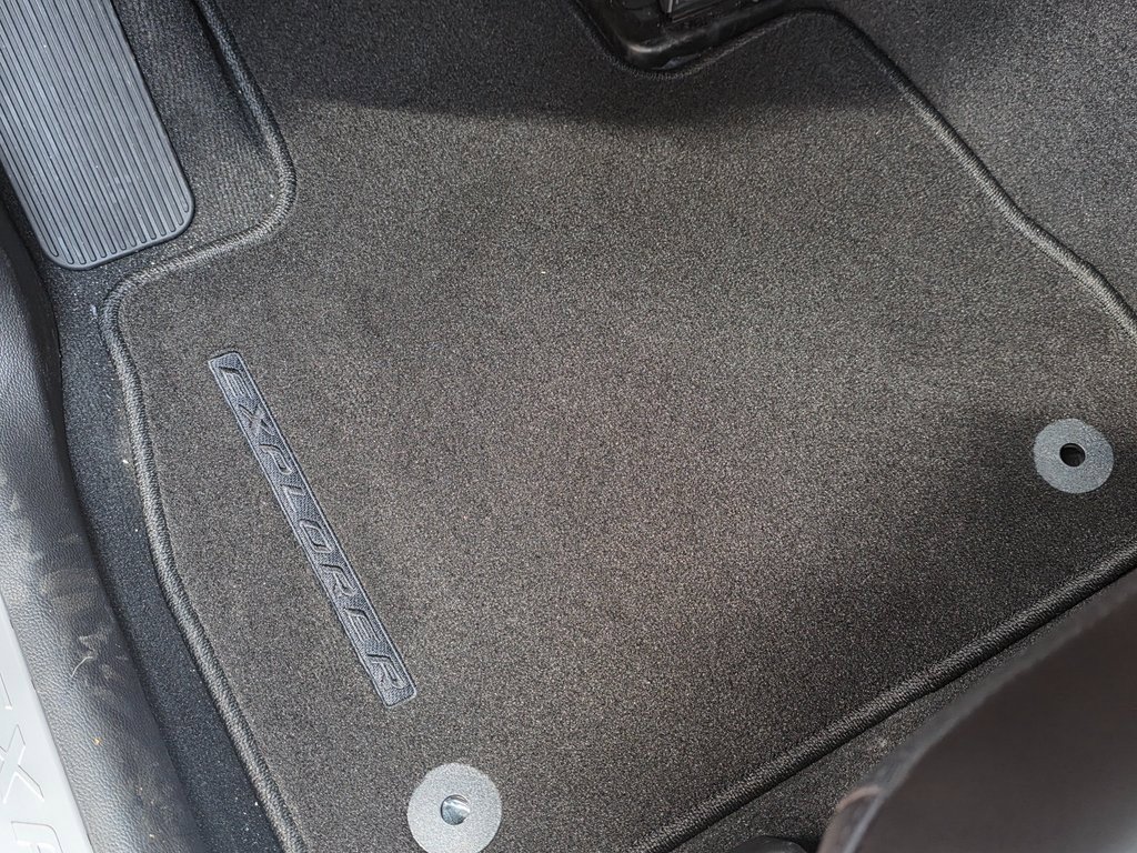 New 2026 Ford Explorer Platinum image 19