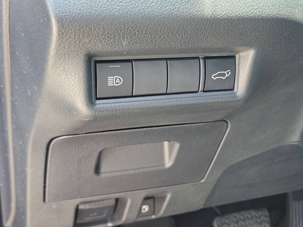 Used 2024 Toyota Grand Highlander XLE FWD image 19
