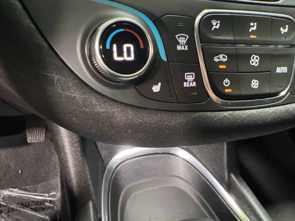 Used 2025 Chevrolet Malibu LT FWD image 30