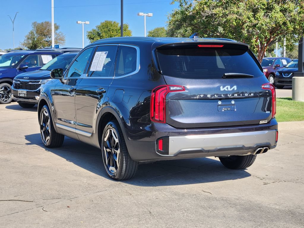Certified 2025 Kia Telluride S AWD/4WD image 3