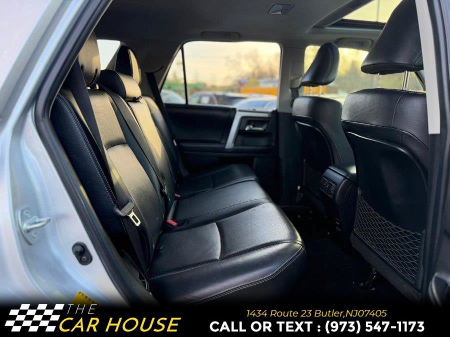 Used 2017 Toyota 4Runner Limited AWD/4WD image 21