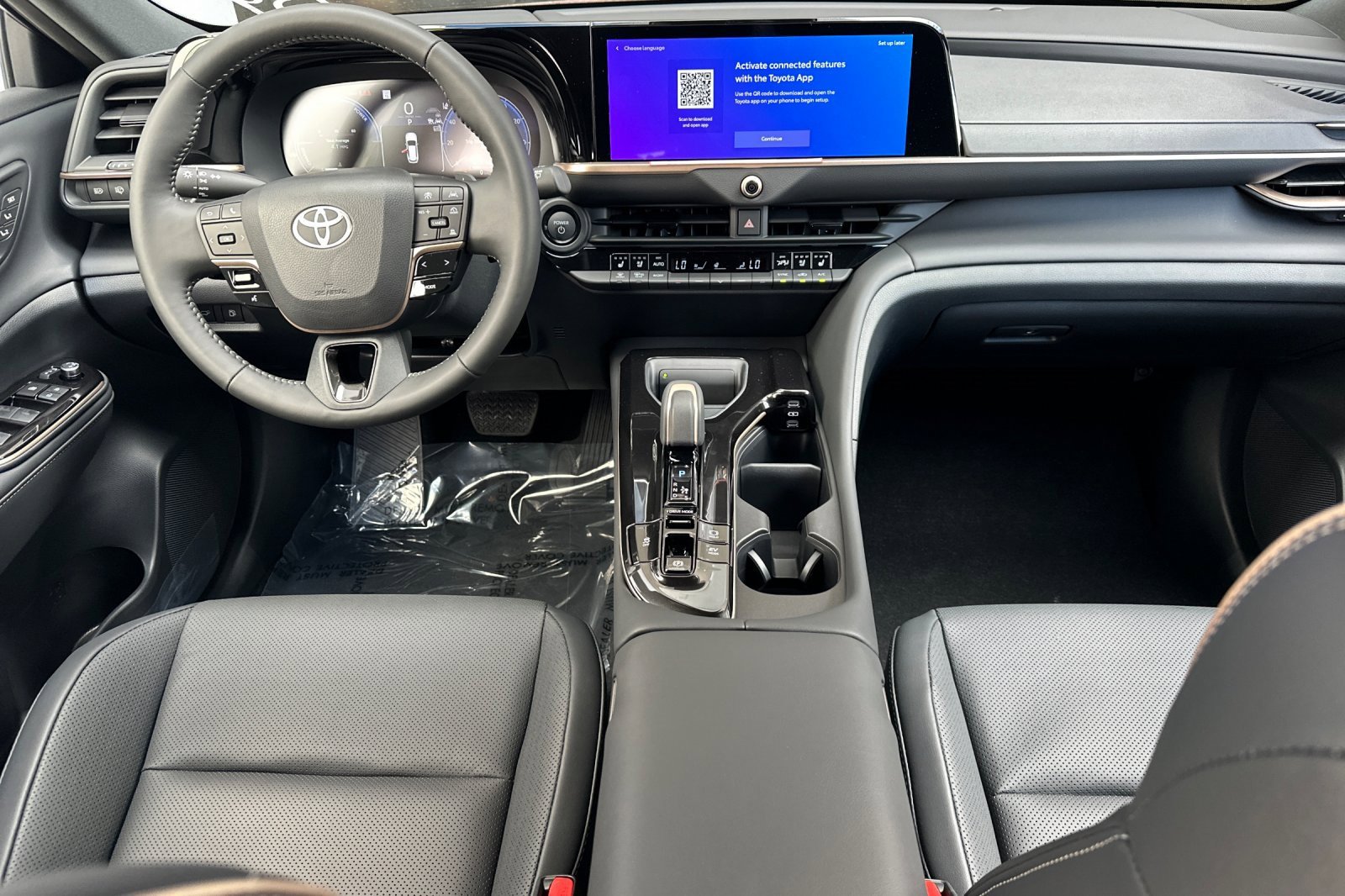 New 2025 Toyota Crown Signia image 15