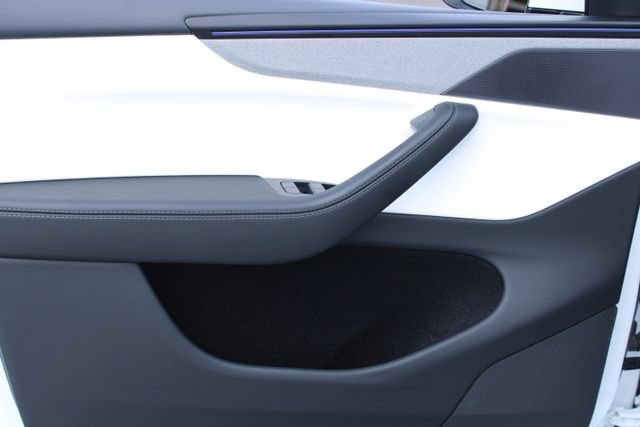 Used 2026 Tesla Model Y 2WD image 8