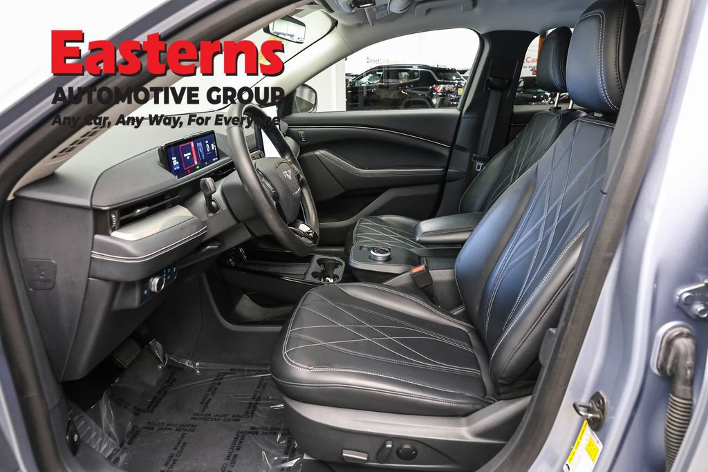 Used 2022 Ford Mustang Mach-E Select AWD/4WD image 13