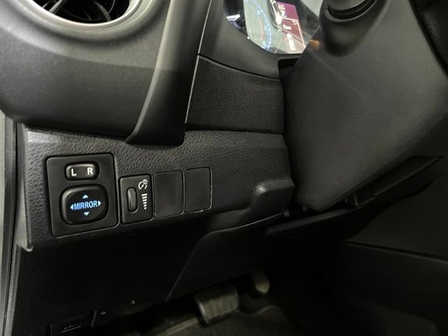 Certified 2019 Toyota Corolla SE w/ Carpet Mat Package (TMS) FWD image 14