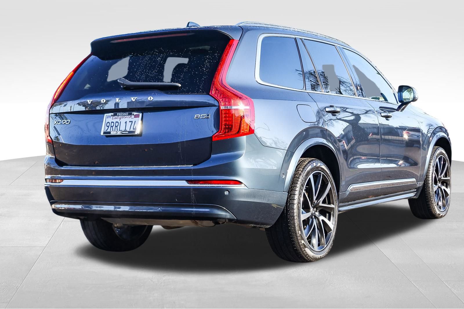 Used 2025 Volvo XC90 B5 Plus w/ Protection Package Premier image 6