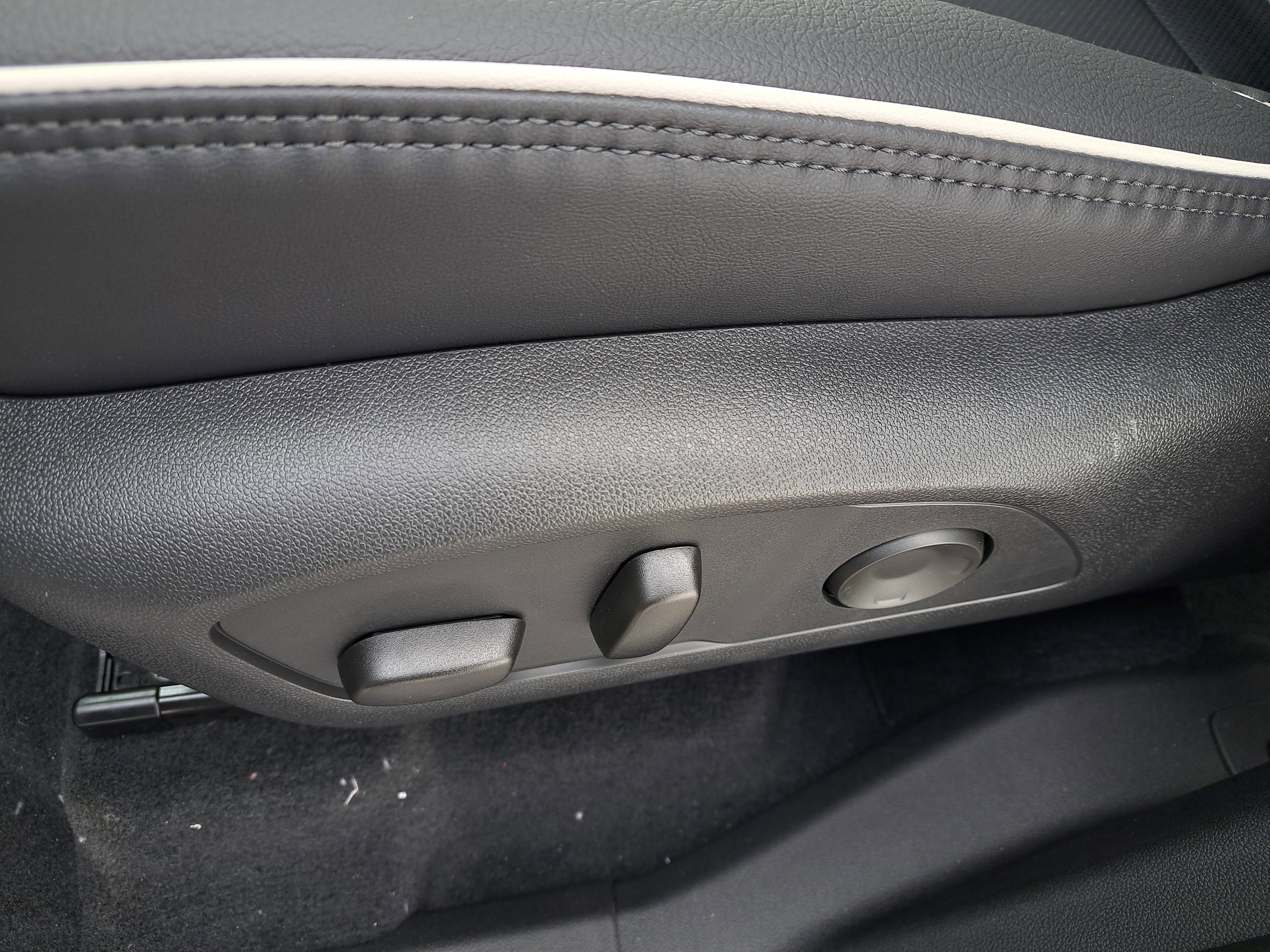 New 2026 GMC Acadia Denali w/ Super Cruise Package image 26