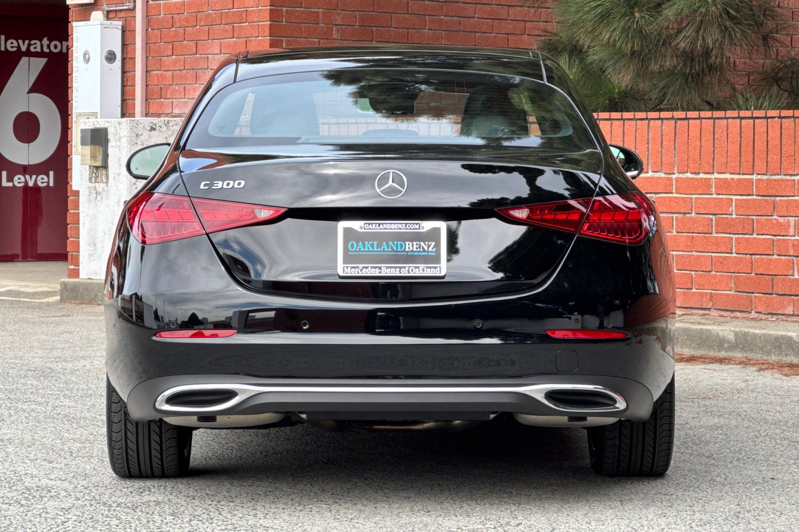 Used 2026 Mercedes-Benz C 300 Sedan image 5