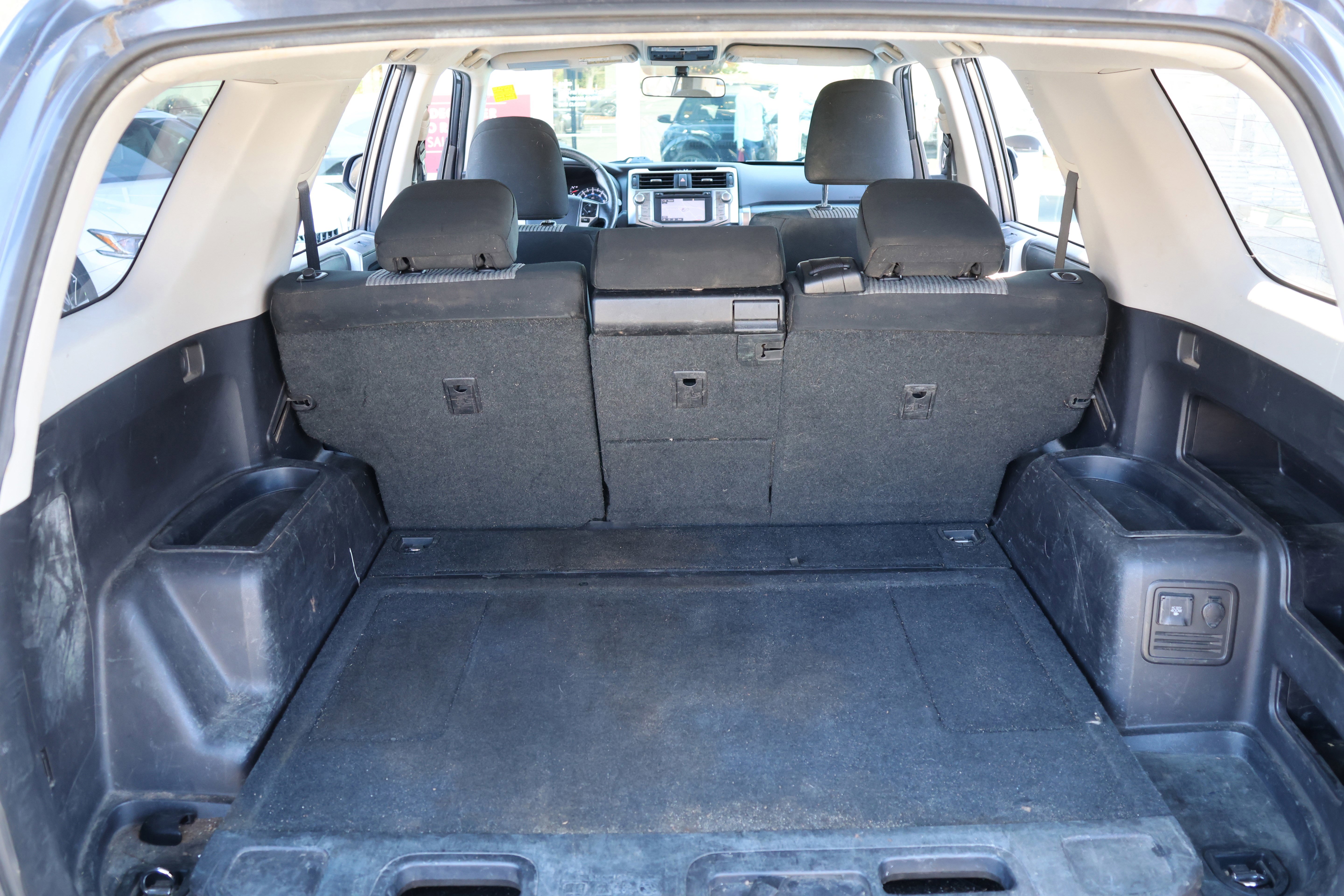 Used 2014 Toyota 4Runner SR5 image 34