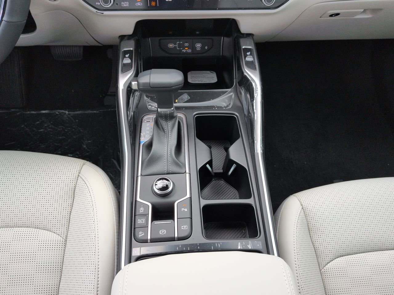 New 2026 Kia Sorento S w/ S Panoramic Sunroof Package FWD image 21