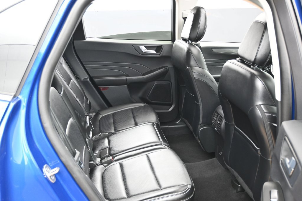 Used 2022 Ford Escape Titanium AWD/4WD image 38