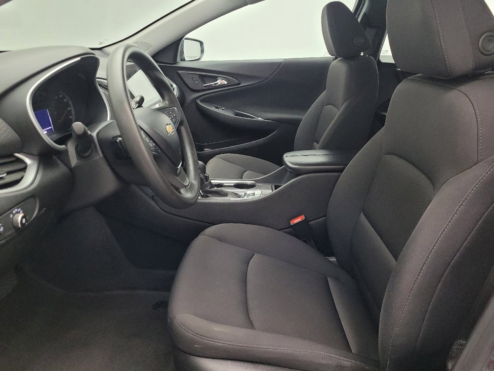 Used 2023 Chevrolet Malibu LT image 17