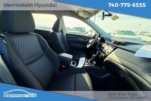 Used 2017 Nissan Rogue S image 26