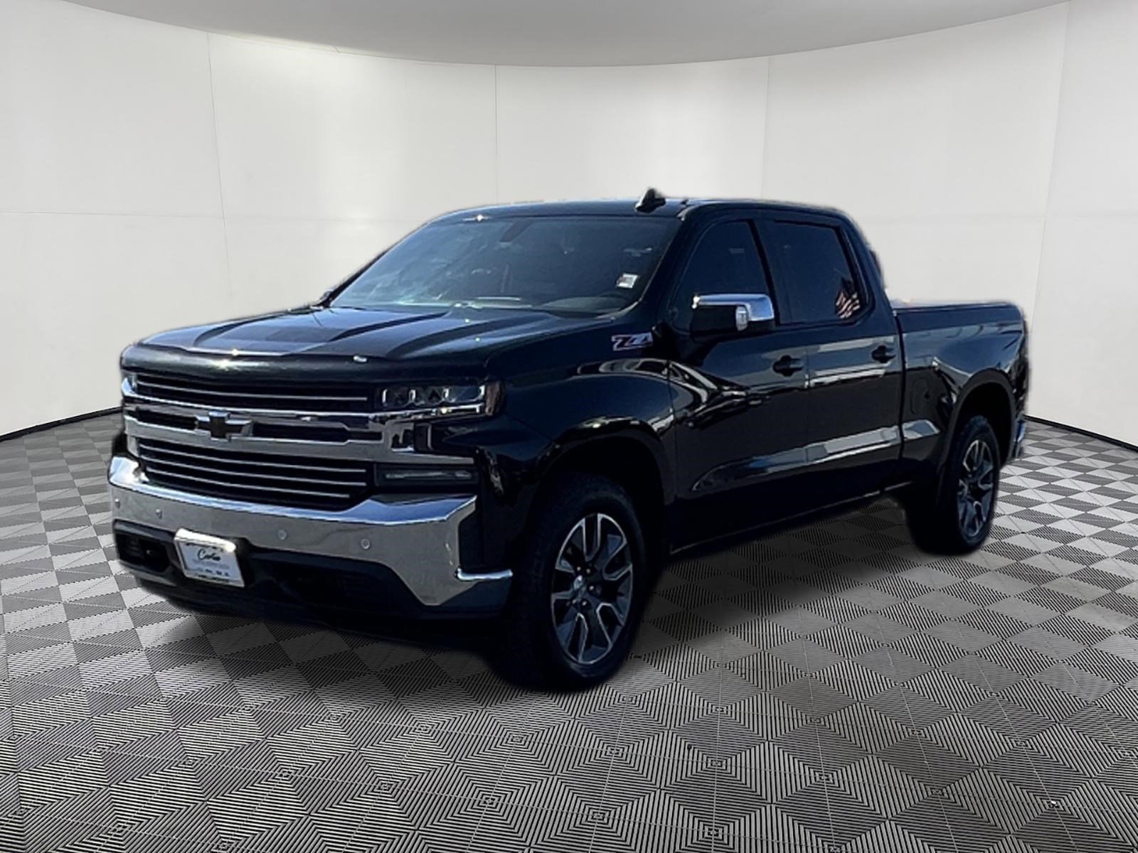 Used 2019 Chevrolet Silverado 1500 LT w/ True North Edition AWD/4WD image 3