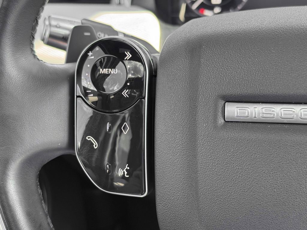 Used 2020 Land Rover Discovery Sport S R-Dynamic image 17