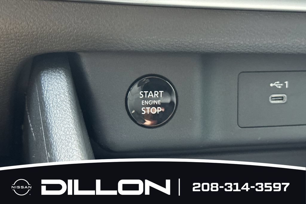 New 2026 Nissan Rogue SV AWD/4WD image 24