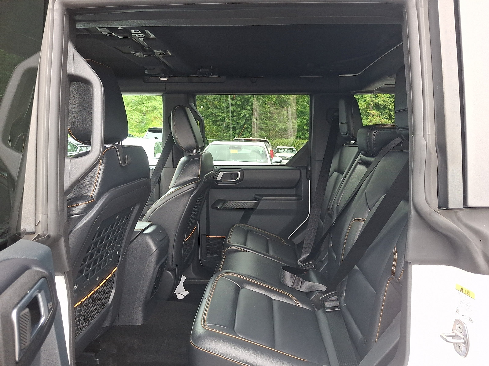 Used 2024 Ford Bronco Badlands AWD/4WD image 9