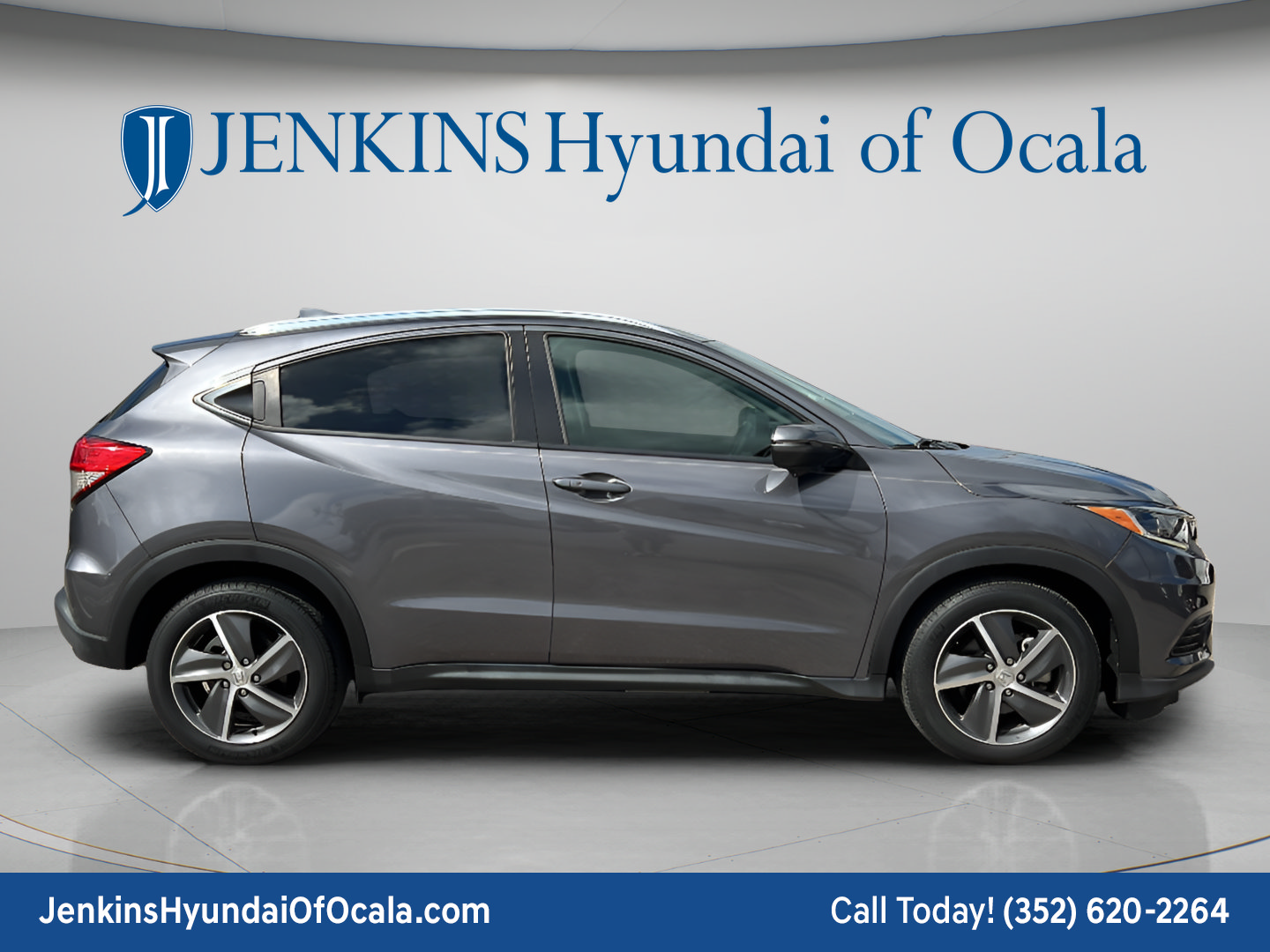 Used 2021 Honda HR-V EX-L image 2
