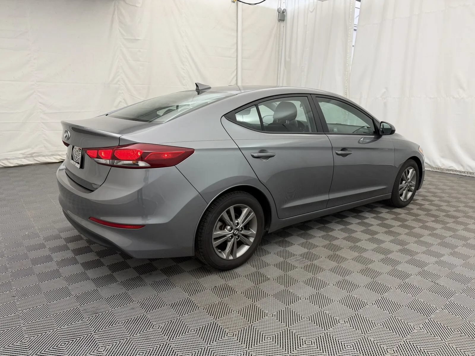Used 2018 Hyundai Elantra SEL w/ Cargo Package FWD image 5