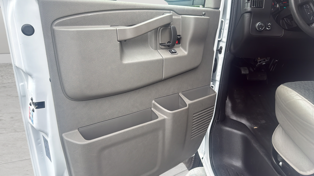 Certified 2025 GMC Savana 2500 w/ Driver Convenience Package RWD image 11
