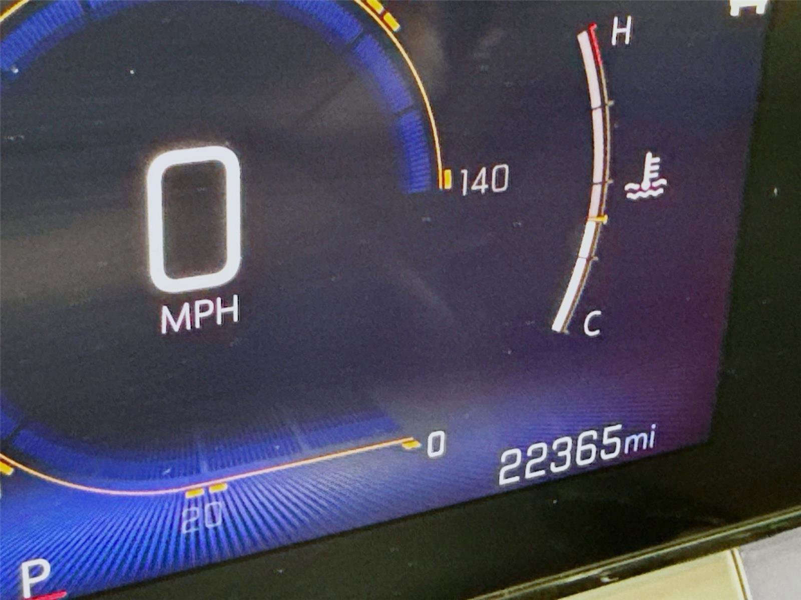 Used 2024 Chevrolet Trax LT w/ Driver Confidence Package FWD image 2