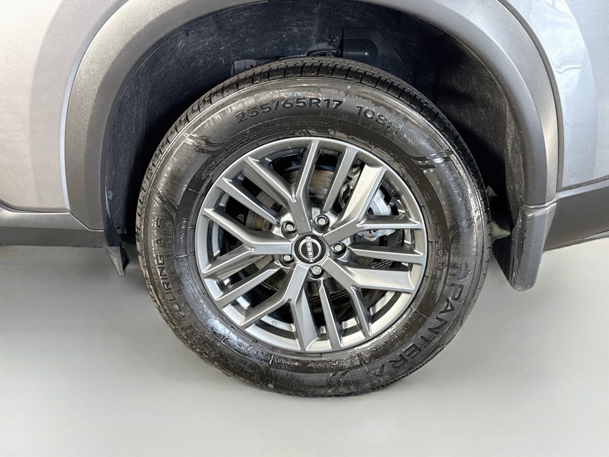 Used 2023 Nissan Rogue S FWD image 37