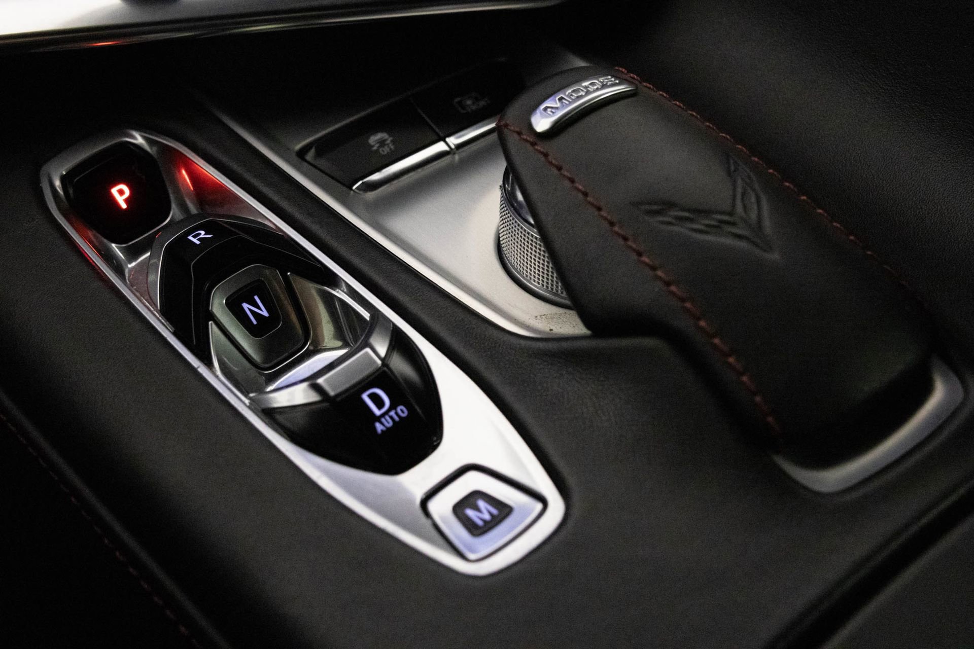 Used 2020 Chevrolet Corvette Stingray Premium Cpe w/ 3LT Preferred Equipment Group image 23