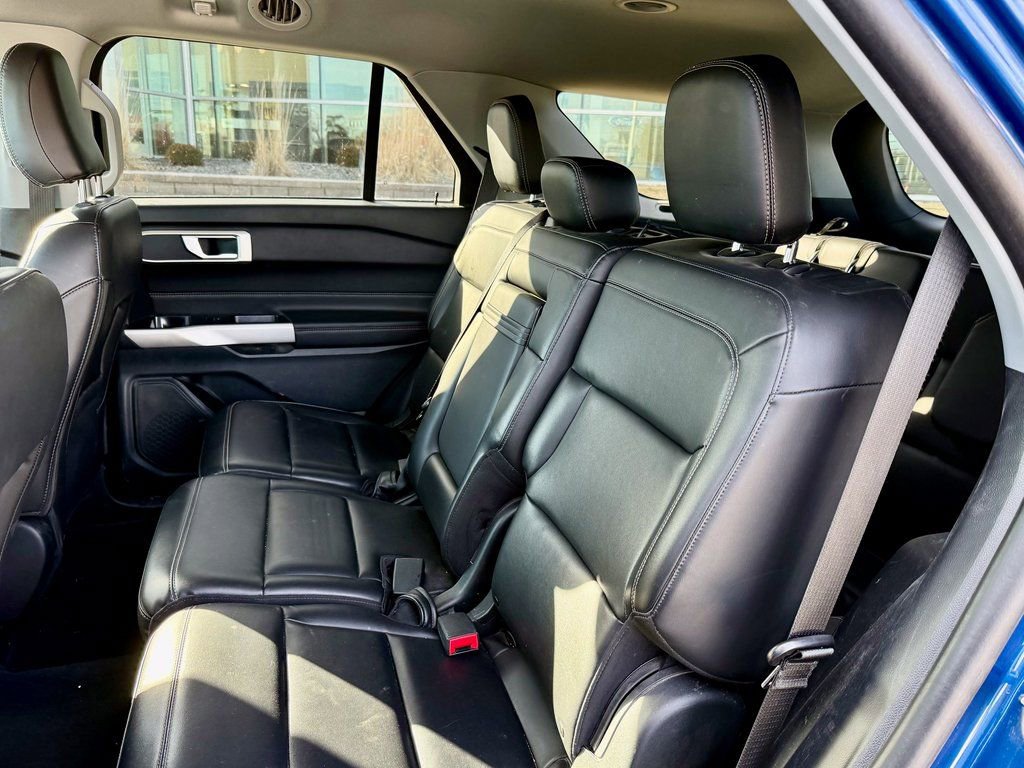 Certified 2023 Ford Explorer XLT w/ Equipment Group 202A image 10