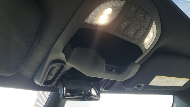 Certified 2026 Chrysler Pacifica Limited w/ S Appearance Package FWD image 22