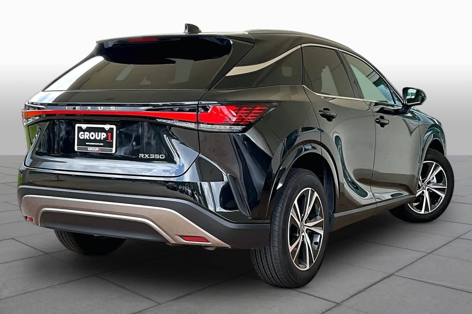 Used 2026 Lexus RX 350 Premium w/ Convenience Package FWD image 11