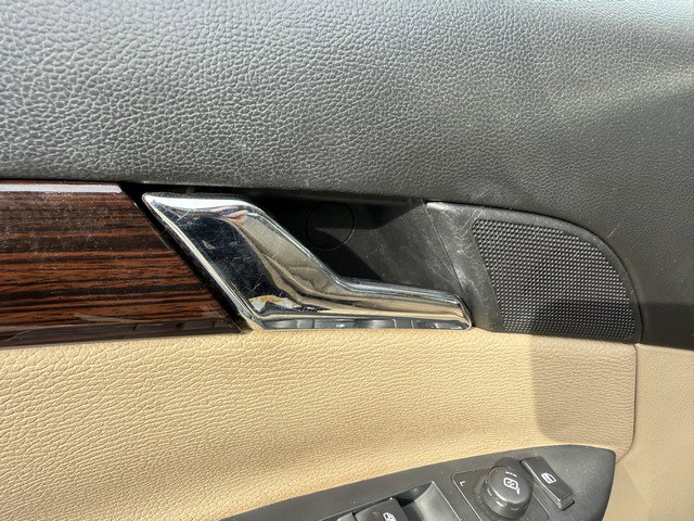 Used 2008 Saturn Vue XR w/ Premium Trim Package image 17