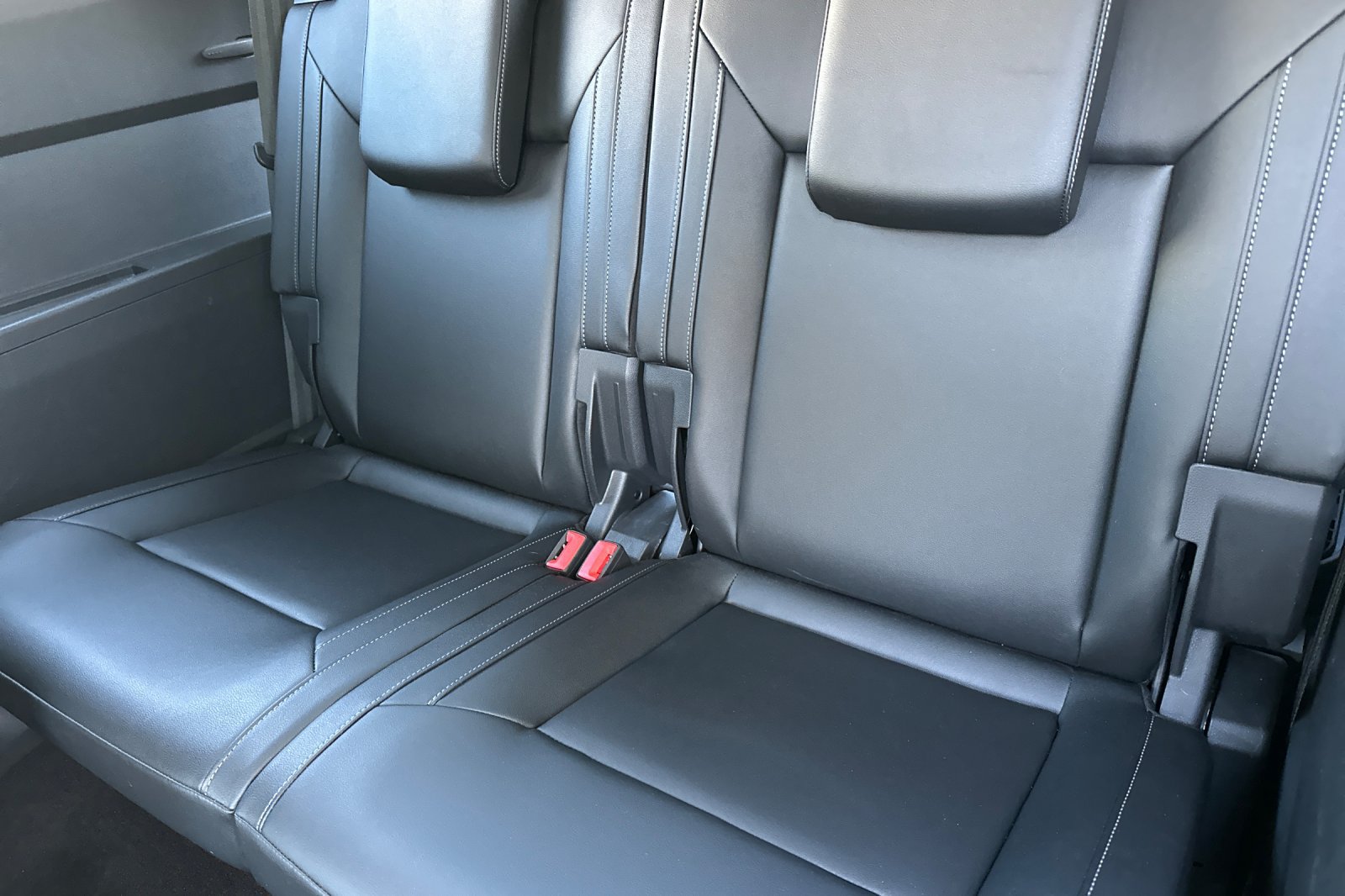 Used 2019 Volkswagen Atlas SE w/ Towing Package FWD image 17