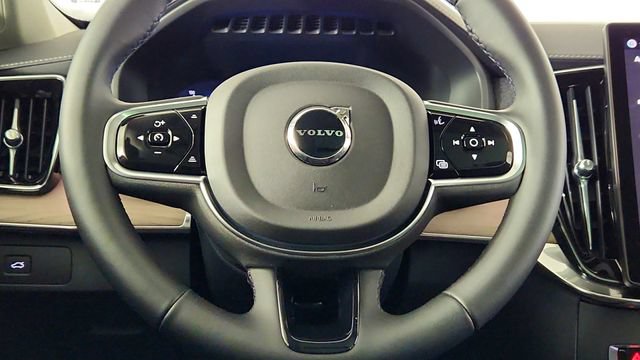 New 2026 Volvo XC90 B6 Plus w/ Protection Package AWD/4WD image 25