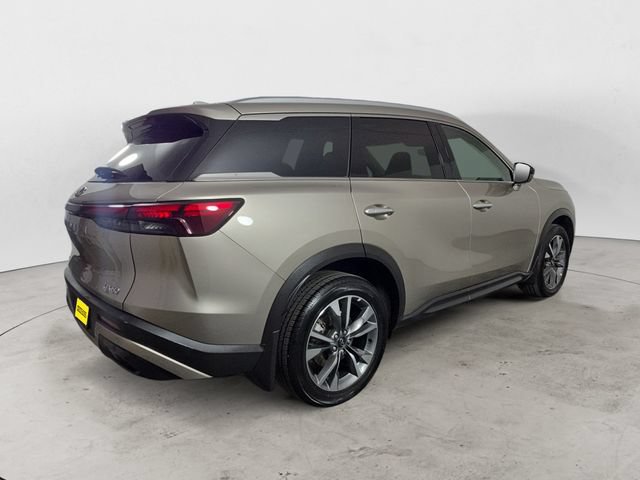 Used 2025 INFINITI QX60 Luxe AWD/4WD image 5