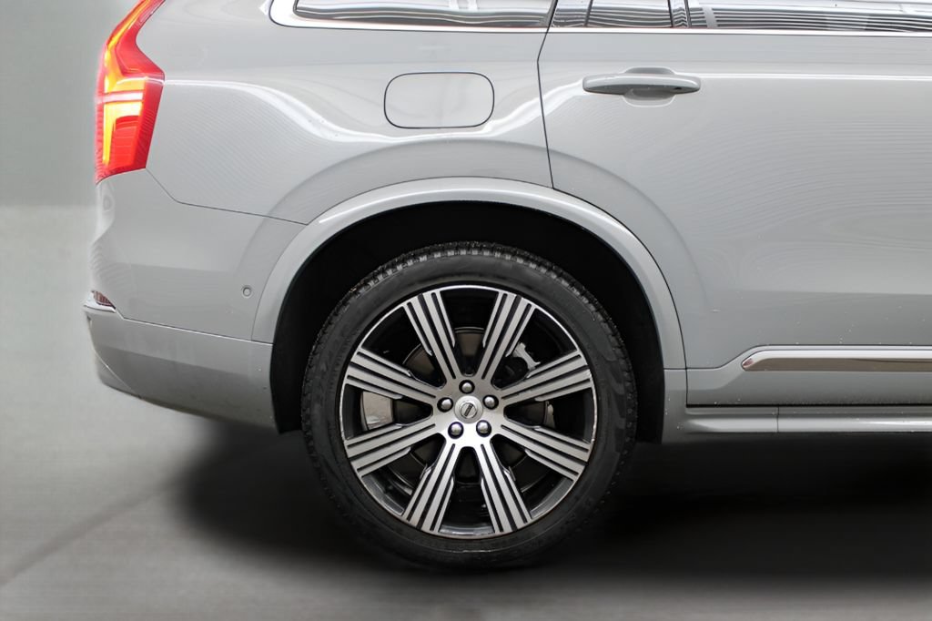 Certified 2024 Volvo XC90 B6 Ultimate w/ Protection Package Premier AWD/4WD image 44