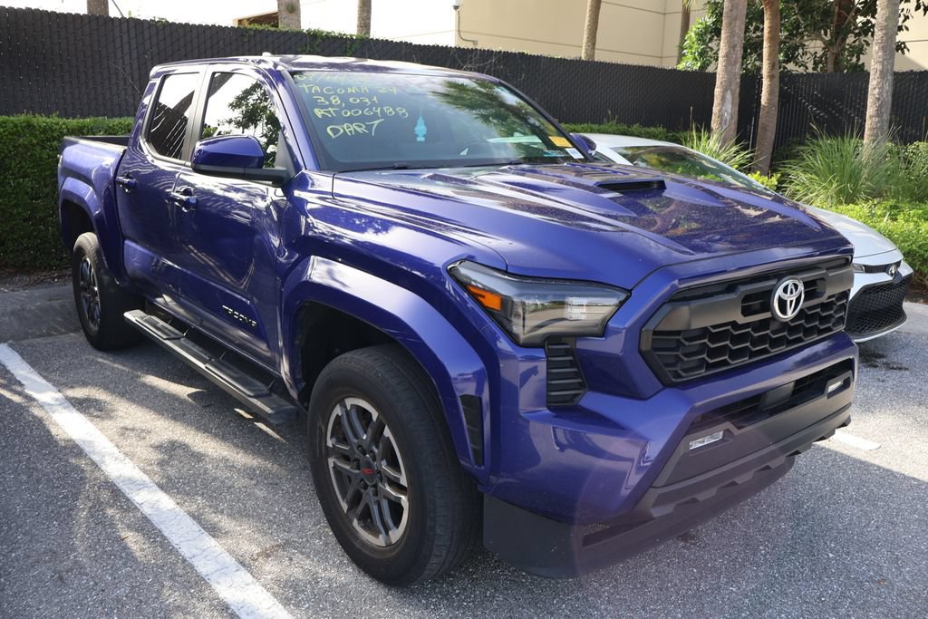 Used 2024 Toyota Tacoma TRD Sport RWD image 6