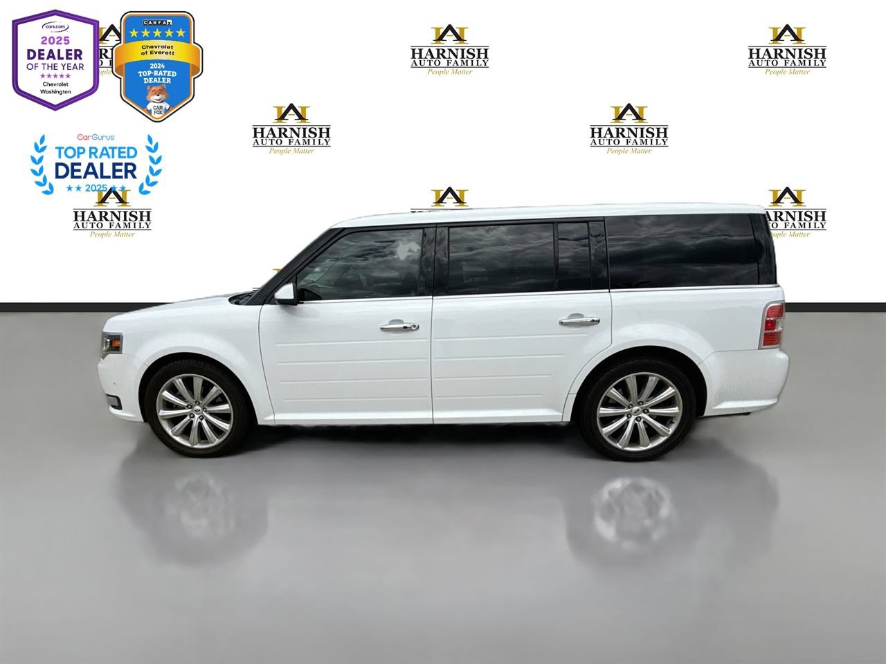 Used 2015 Ford Flex Limited w/ Equipment Group 303A AWD/4WD image 2