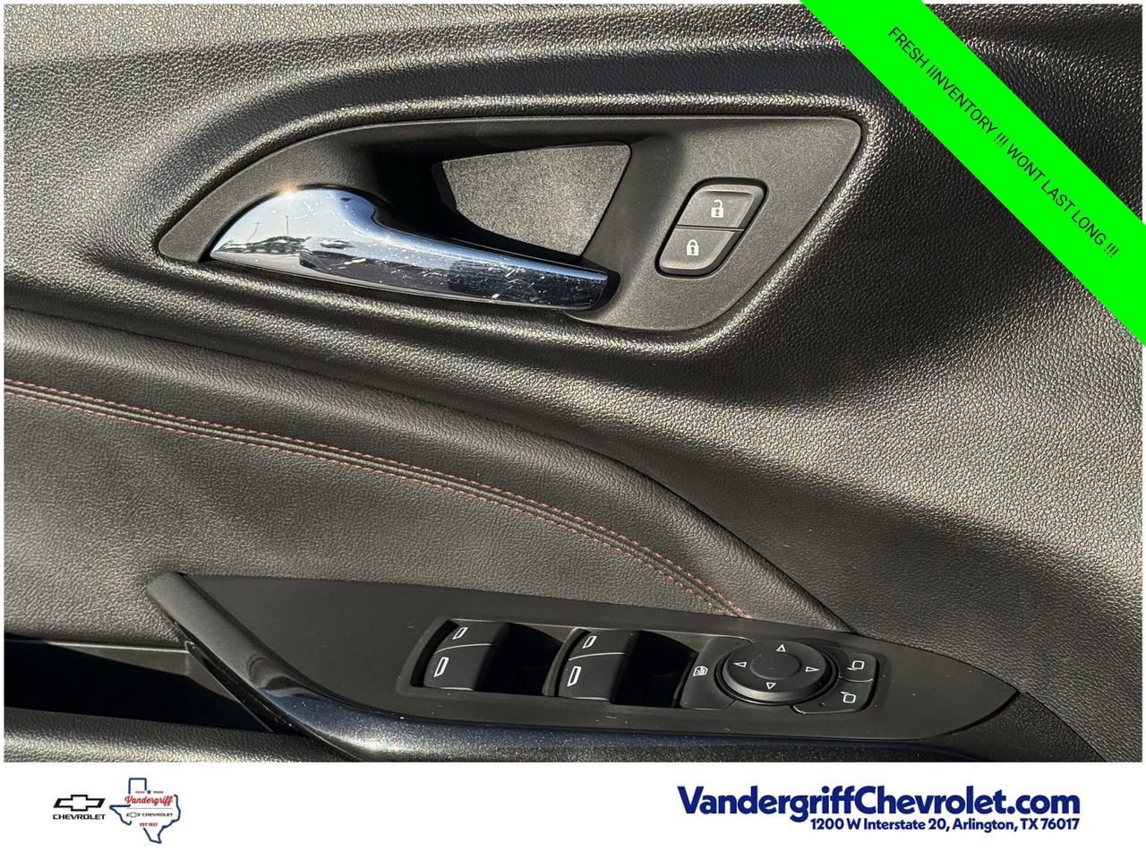 Used 2024 Chevrolet Trax RS FWD image 17