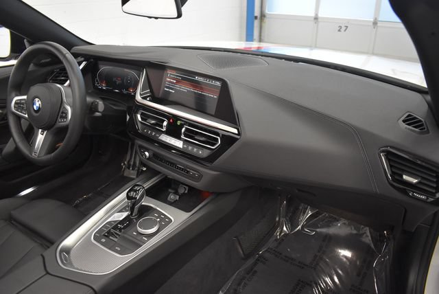 Used 2022 BMW Z4 sDrive30i w/ Premium Package 2 RWD image 18