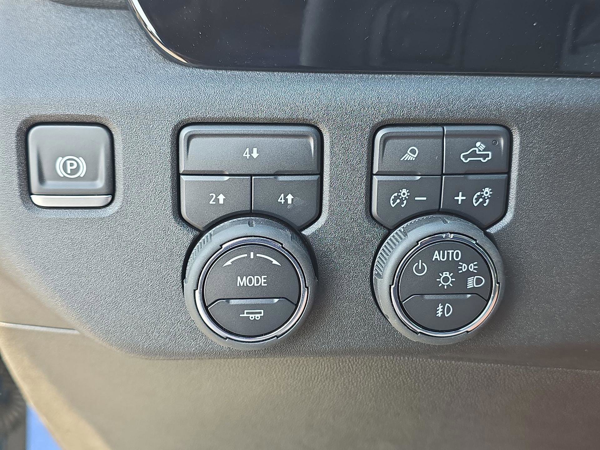 New 2025 Chevrolet Silverado 2500 LT w/ Convenience Package image 32