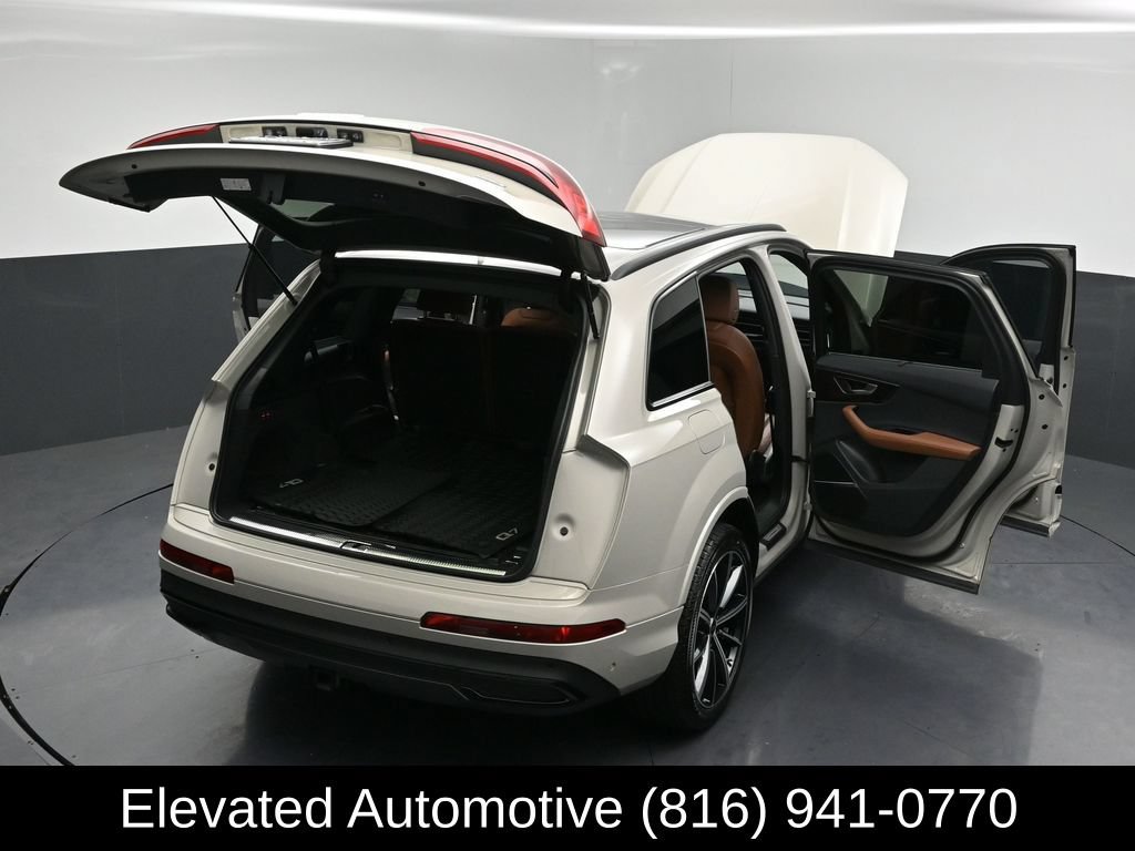 Used 2024 Audi Q7 3.0T Premium Plus AWD/4WD image 36