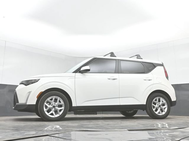 Used 2024 Kia Soul LX w/ Option Group 015 FWD image 42