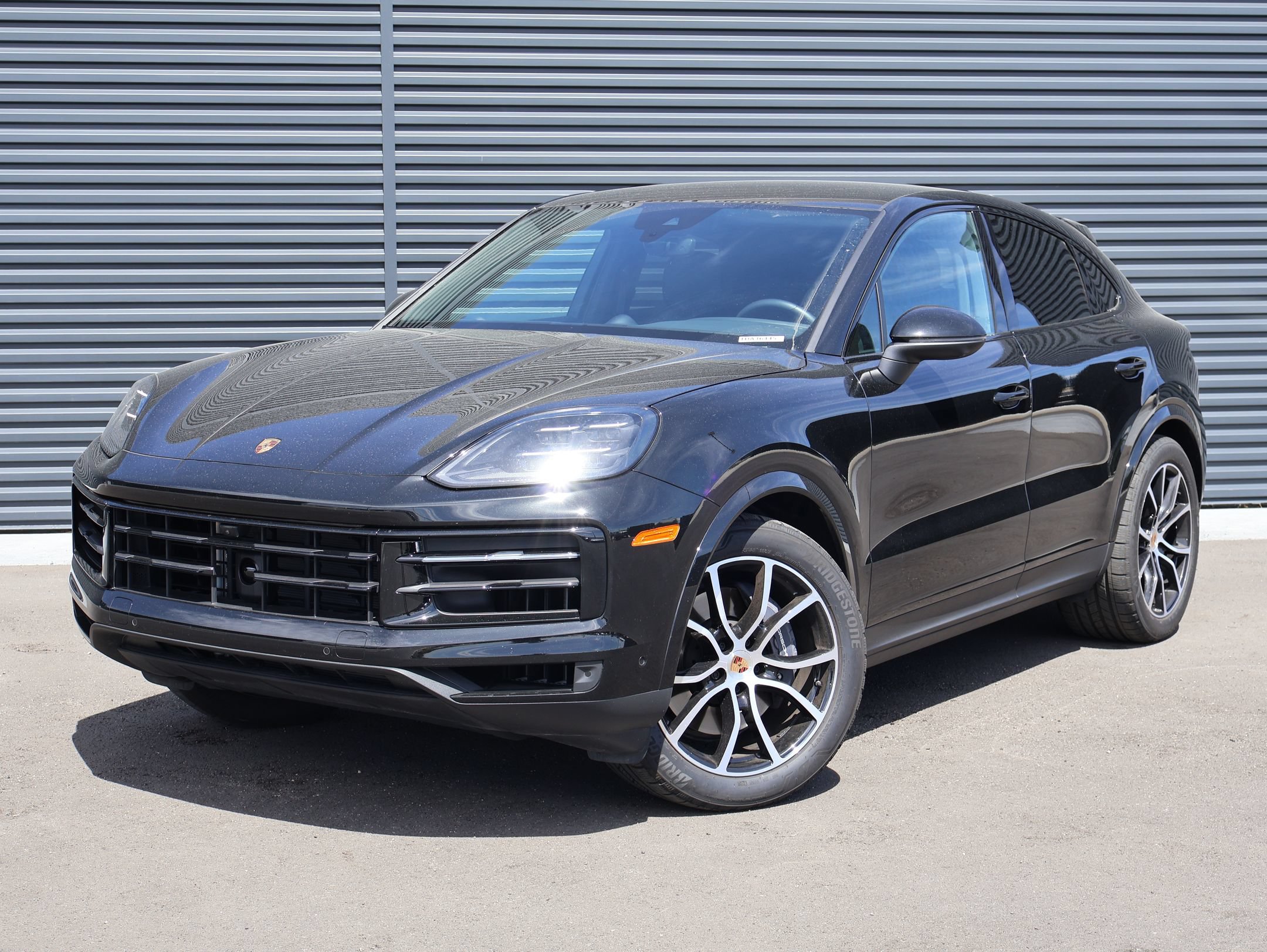 Certified 2026 Porsche Cayenne Coupe AWD/4WD image 1