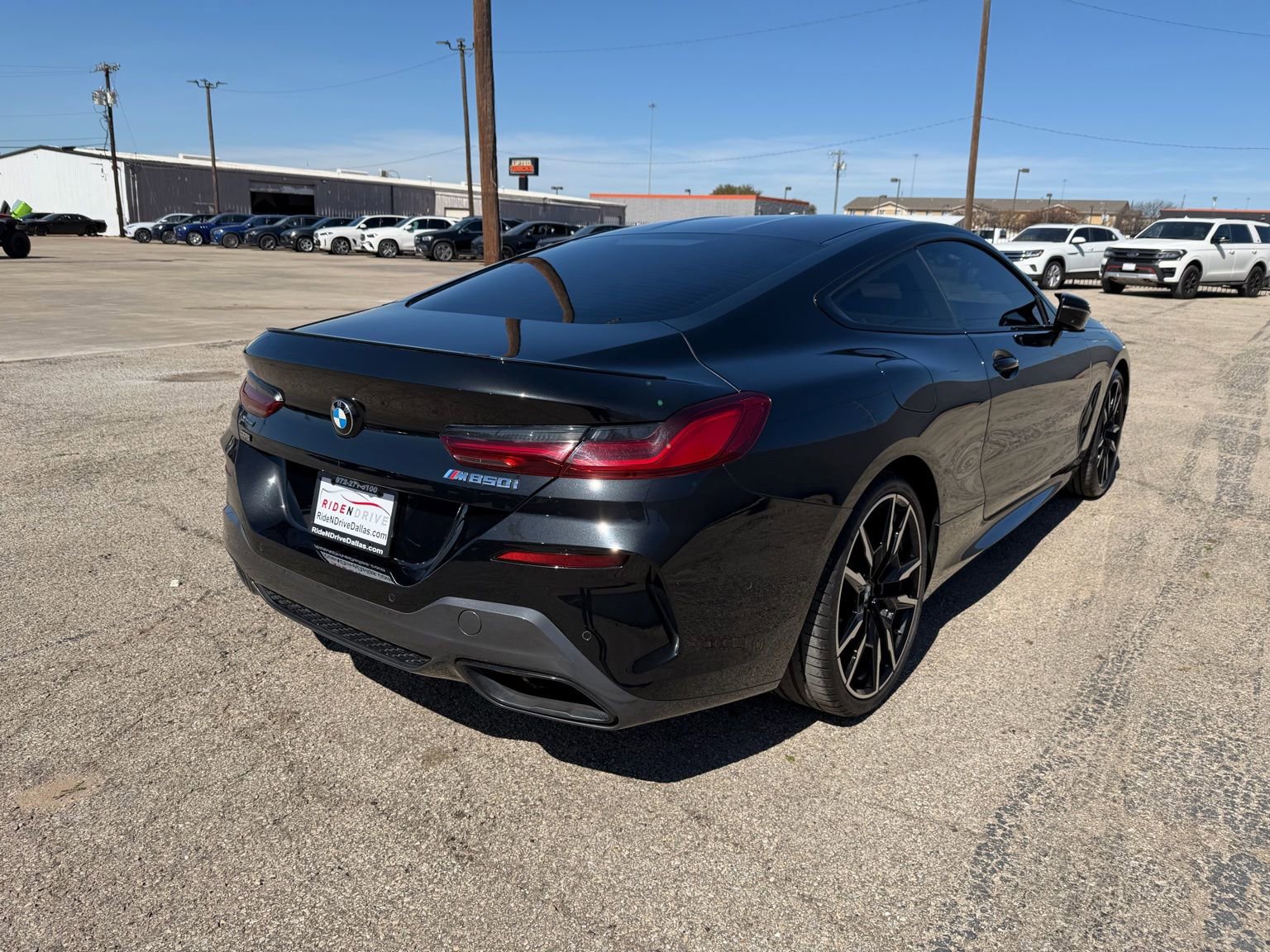 Used 2023 BMW M850i xDrive Coupe image 7
