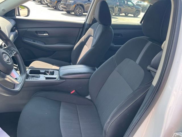 Used 2024 Nissan Sentra SV FWD image 19
