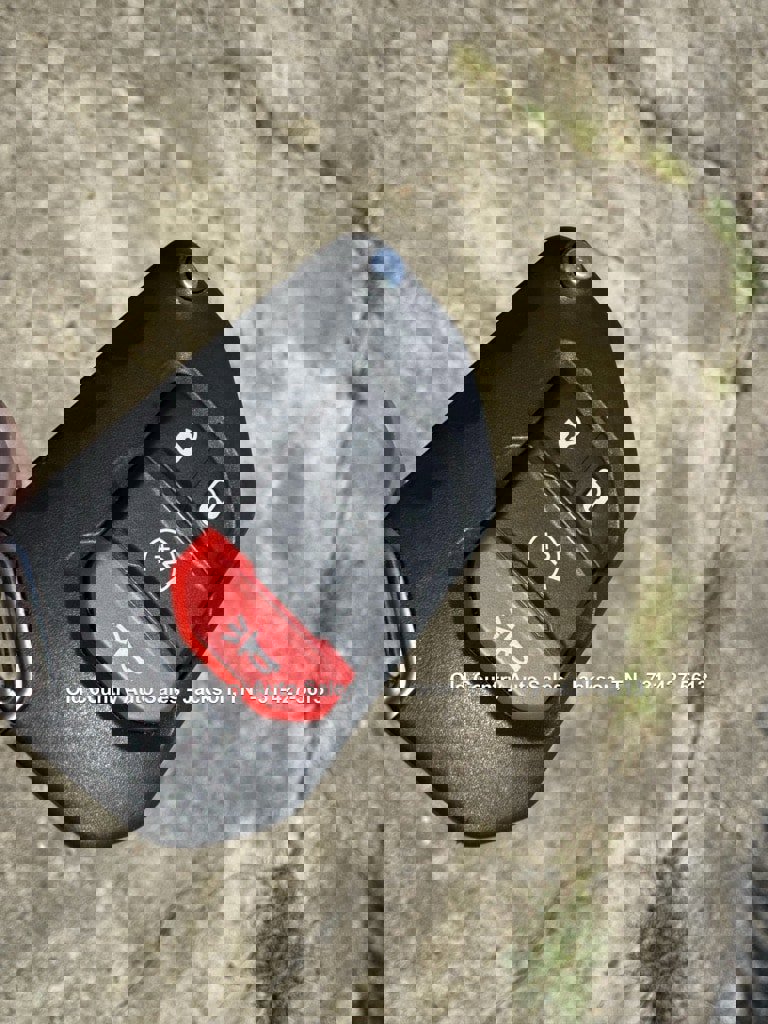 Used 2025 Jeep Wrangler Sport image 11