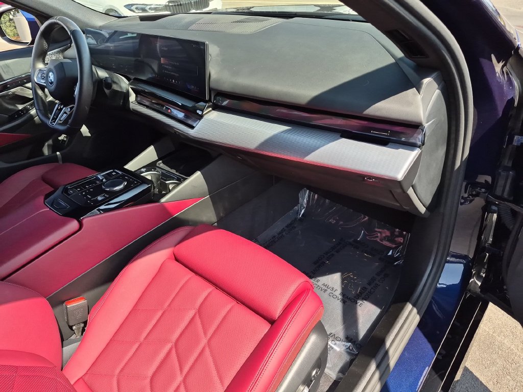 Certified 2026 BMW i5 eDrive40 w/ M Sport Package RWD image 9