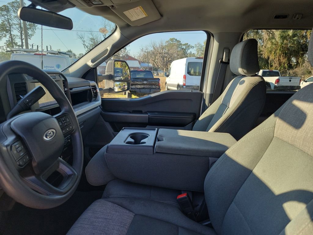 Used 2024 Ford F350 XLT image 12