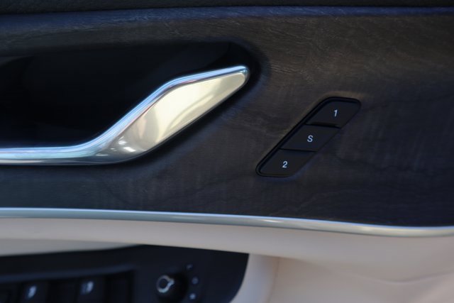 New 2025 Jeep Grand Cherokee Limited w/ Trailer Tow Package image 8